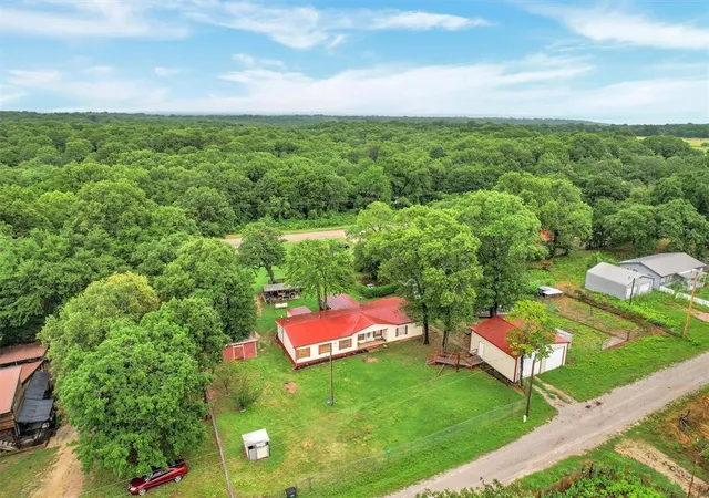 Homes for sale in Kingston, OK | 11148 Top Hill Oaks Dr, Kingston, OK 73439 | MLS# 1177339
