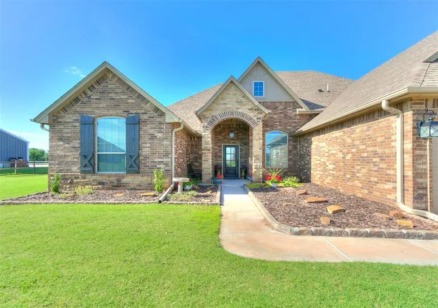 2nd image of 4674 Vista Valley Ln, Edmond, OK 73025 | MLS# 1177377