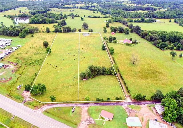 Photo 2 of Land for sale at 4 N Denison Rd, Idabel, OK 74745 | MLS# 1177651 | Listing updated on 2026-04-03