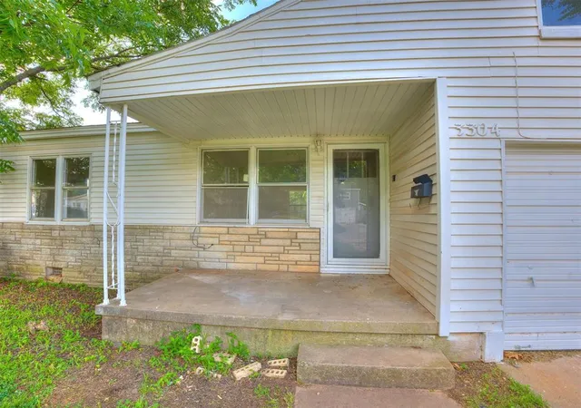 3rd image of 3304 Se 19Th St, Oklahoma City, OK 73115 | MLS# 1177792