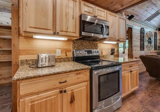 5th image of 136 Twisted Timber Ln, Broken Bow, OK 74728 | MLS# 1177915