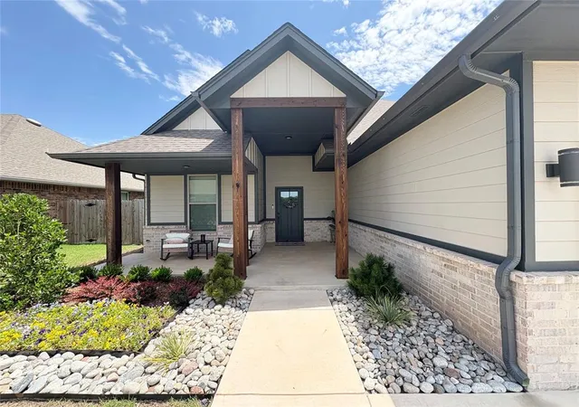 1st image of 1920 Sama Way, Yukon, OK 73099 | MLS# 1178074