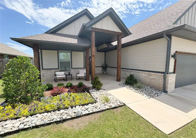 2nd image of 1920 Sama Way, Yukon, OK 73099 | MLS# 1178074