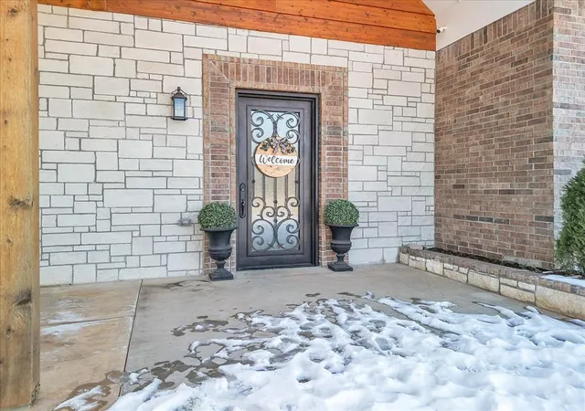 1st image of 9228 E Cardinal Pl, Oklahoma City, OK 73130 | MLS# 1178169