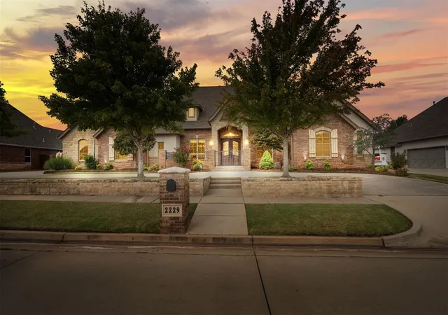 1st image of 2229 Rockbridge Ct, Yukon, OK 73099 | MLS# 1178318