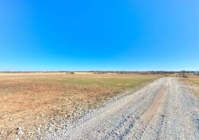 5th image of 14680 W Charter Oak Rd, Edmond, OK 73025 | MLS# 1178338