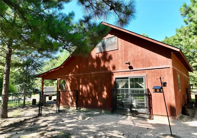 3rd image of 420492 E 1171 Rd, Eufaula, OK 74432 | MLS# 1178438