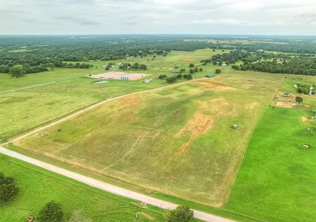 2nd image of 13189 197th St, Blanchard, OK 73010 | MLS# 1178770