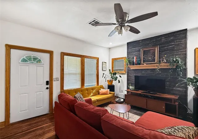 Homes for sale in Oklahoma City, OK | 1819 Ne 11Th St, Oklahoma City, OK 73117 | MLS# 1178978