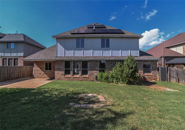 Photo 32 of Single family home for sale at 1016 Erinova Dr, Yukon, OK 73099 | MLS# 1179061 | Listing updated on 2026-02-05