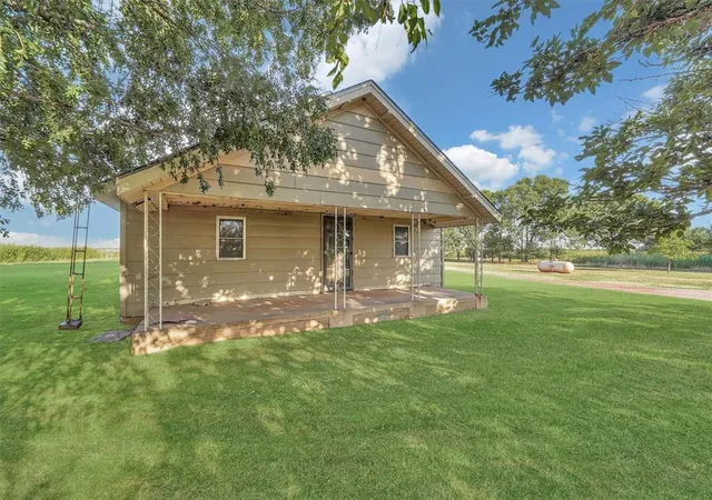 Homes for sale in Mangum, OK | 22904 N County Road 1840 Road, Mangum, OK 73554 | MLS# 1179064