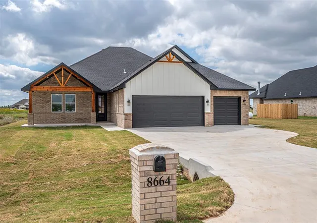 2nd image of 8664 Rip Way, El Reno, OK 73036 | MLS# 1179165