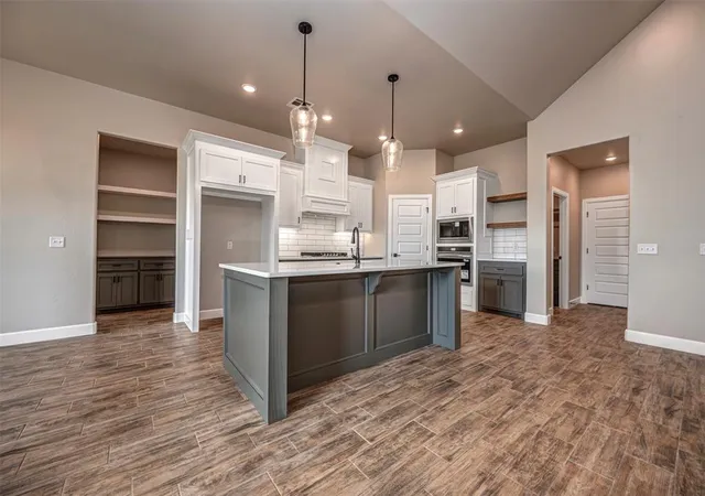 5th image of 8664 Rip Way, El Reno, OK 73036 | MLS# 1179165