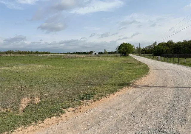 3rd image of Paradise Ln, Guthrie, OK 73044 | MLS# 1179188