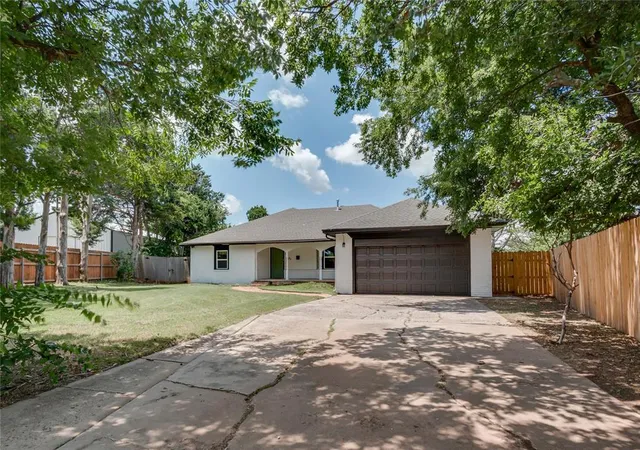 Homes for sale in Oklahoma City, OK | 6701 N Woodward Dr, Oklahoma City, OK 73116 | MLS# 1179245