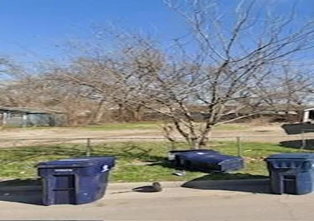 Photo 1 of Sale Pending at 1518 S Blackwelder Ave, Oklahoma City, OK 73108 | MLS# 1179281 | Listing updated on 2026-03-24