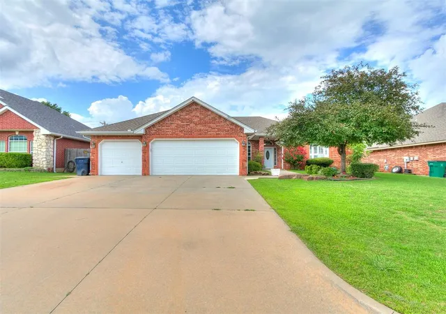 Homes for sale in Oklahoma City, OK | 4821 Se 52nd St, Oklahoma City, OK 73135 | MLS# 1179301