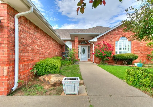Homes for sale in Oklahoma City, OK | 4821 Se 52nd St, Oklahoma City, OK 73135 | MLS# 1179301