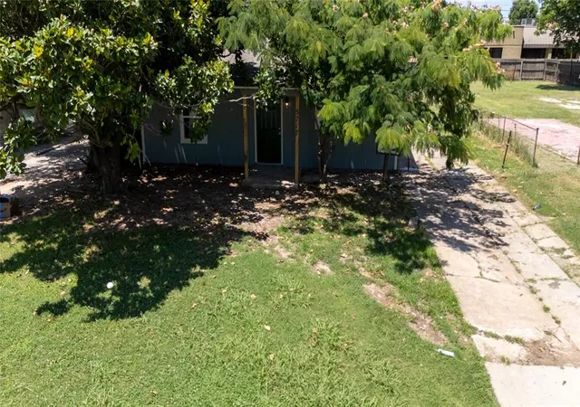 Homes for sale in Oklahoma City, OK | 5717 S Francis Ave, Oklahoma City, OK 73109 | MLS# 1179310