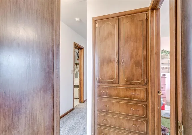 Photo 41 of Sale Pending at 616 Kingston Dr, Yukon, OK 73099 | MLS# 1179713 | Listing updated on 2025-09-19