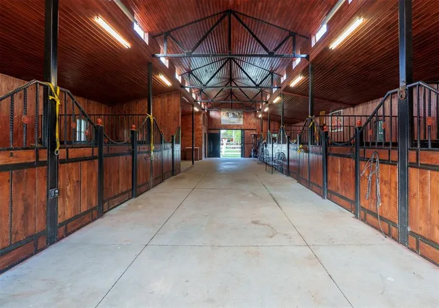 Photo 2 of Single family home for sale at 1514 Eisenhower Rd, Norman, OK 73069 | MLS# 1180009 | Listing updated on 2026-08-12