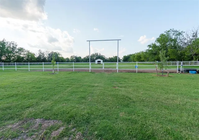 Photo 3 of Single family home for sale at 1514 Eisenhower Rd, Norman, OK 73069 | MLS# 1180009 | Listing updated on 2026-08-12