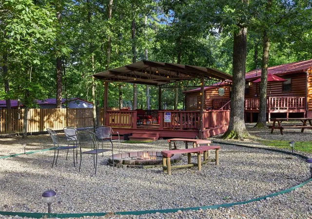 Photo 2 of Single family home for sale at 17 Halibut Bay Rd, Broken Bow, OK 74728 | MLS# 1180080 | Listing updated on 2025-10-31