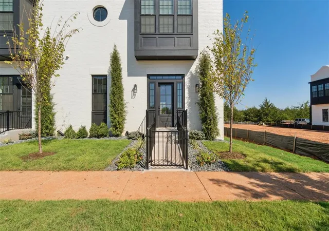 2nd image of 18835 Selah Way, Norman, OK 73072 | MLS# 1180255