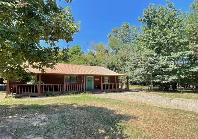 Photo 1 of Single family home for sale at 609 Canoe Rd, Broken Bow, OK 74728 | MLS# 1180320 | Listing updated on 2025-10-18