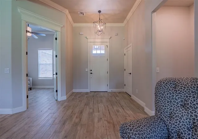 3rd image of 5584 Red Fox Run, Guthrie, OK 73044 | MLS# 1180401