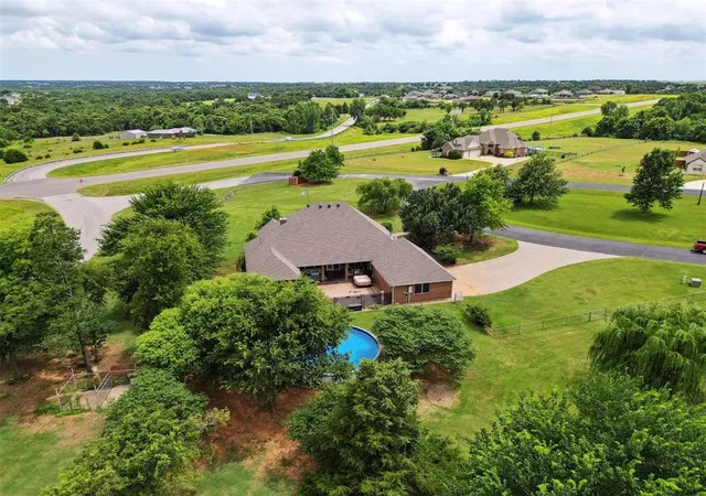 27th image of 4115 Paradise Dr, Blanchard, OK 73010 | MLS# 1180469