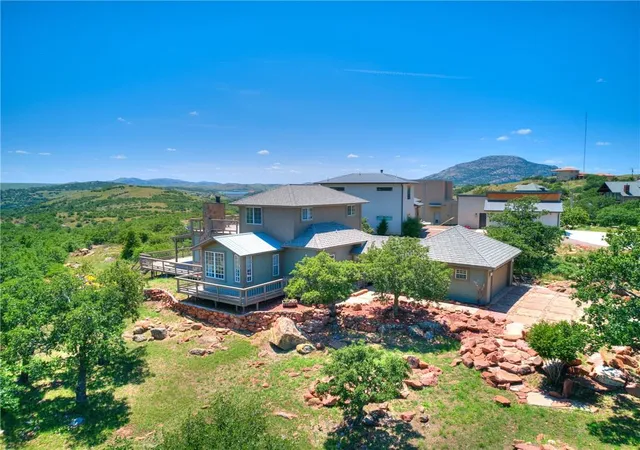 Photo 2 of Single family home for sale at 509 Big Rock Blvd, Lawton, OK 73507 | MLS# 1180720 | Listing updated on 2025-10-30