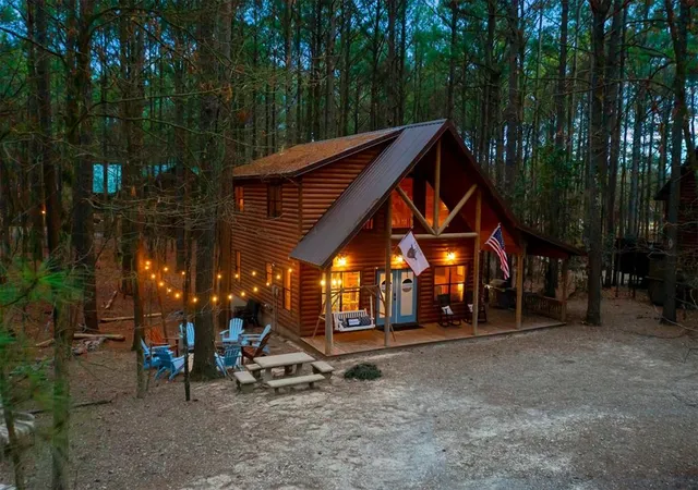 2nd image of 200 Stevens Rd, Broken Bow, OK 74728 | MLS# 1180966