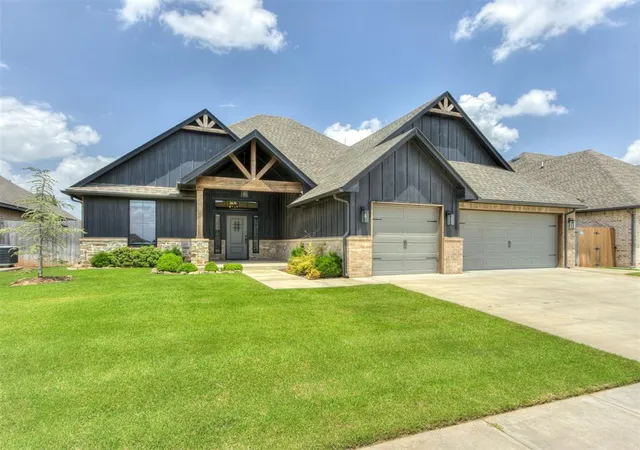 2nd image of 11935 Sw 49th St, Mustang, OK 73064 | MLS# 1180984
