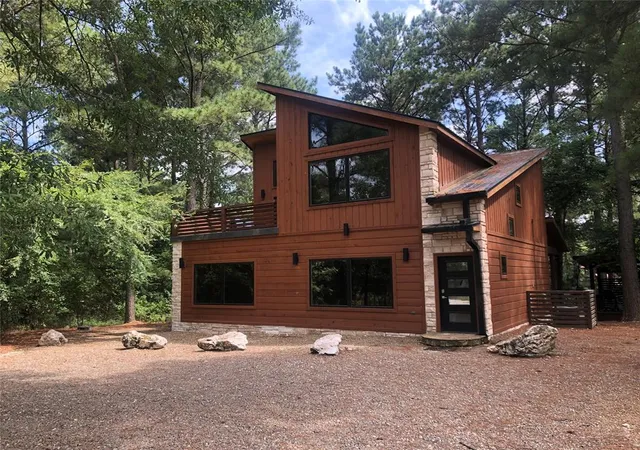 Homes for sale in Broken Bow, OK | 432 Willow Bend Rd, Broken Bow, OK 75428 | MLS# 1180999