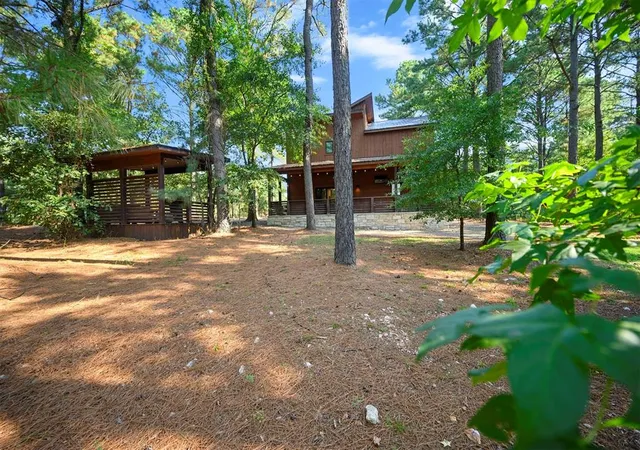 Homes for sale in Broken Bow, OK | 432 Willow Bend Rd, Broken Bow, OK 75428 | MLS# 1180999