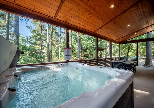 Homes for sale in Broken Bow, OK | 432 Willow Bend Rd, Broken Bow, OK 75428 | MLS# 1180999