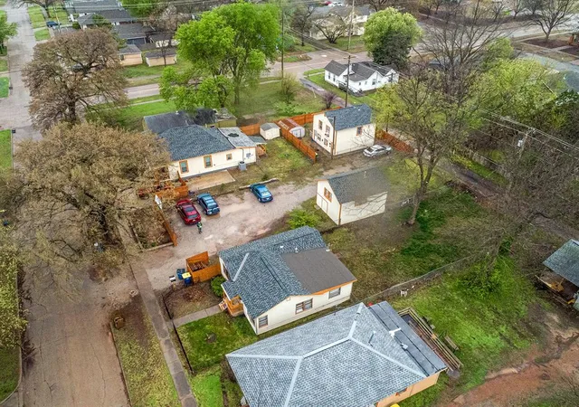 4th image of 228 S Lowry St, Stillwater, OK 74074