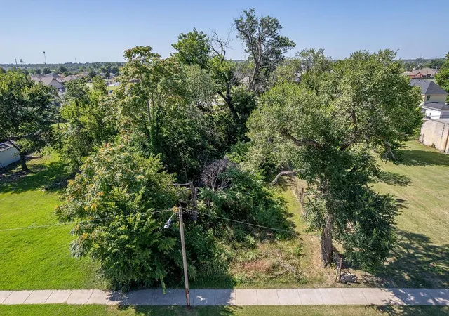 16th image of 1616 Ne 8th St, Oklahoma, OK 73117 | MLS# 1181354