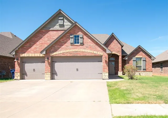 1st image of 10217 Sw 24th St, Yukon, OK 73099 | MLS# 1181947