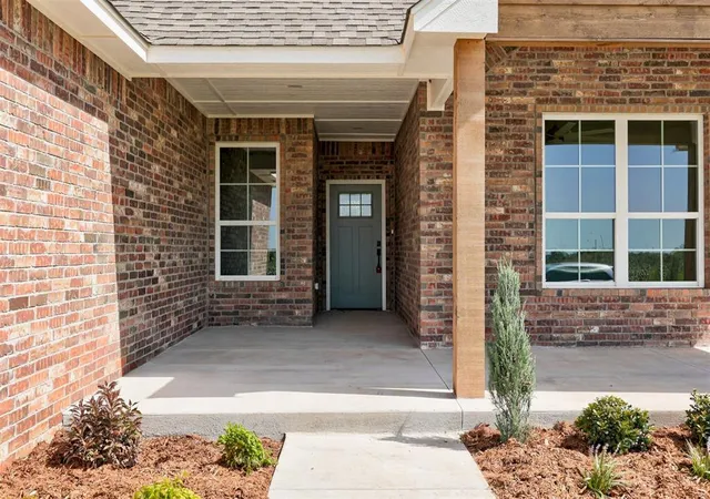2nd image of 3015 Pescara Dr, Norman, OK 73071 | MLS# 1181949
