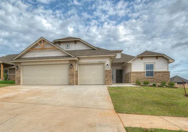 1st image of 11813 Nw 120th Ter, Yukon, OK 73099 | MLS# 1182087