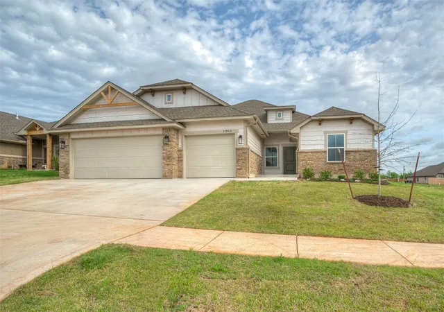4th image of 11813 Nw 120Th Ter, Yukon, OK 73099 | MLS# 1182087