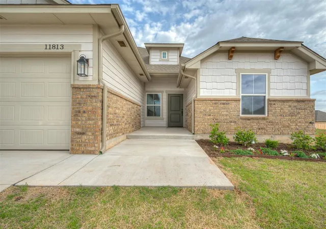 5th image of 11813 Nw 120Th Ter, Yukon, OK 73099 | MLS# 1182087