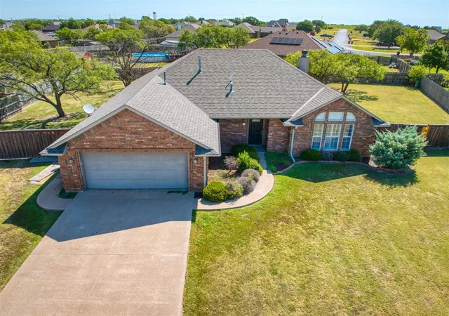 1st image of 107 Nw Valleybrook, Lawton, OK 73505 | MLS# 1182219