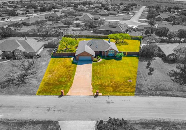 3rd image of 107 Nw Valleybrook, Lawton, OK 73505 | MLS# 1182219