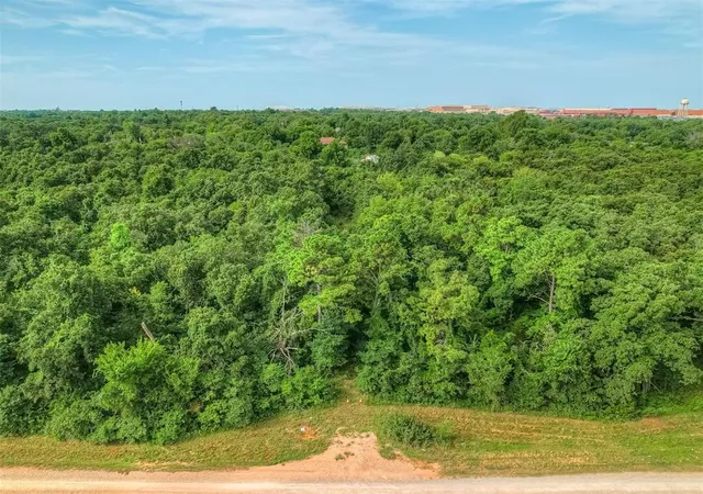 1st image of 9400 Renny Dr, Oklahoma City, OK 73150 | MLS# 1182298