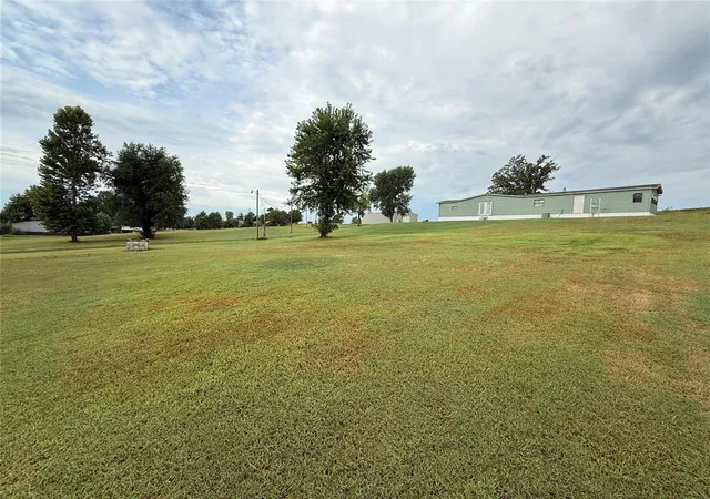 1st image of 3801 Oakwood Dr, Choctaw, OK 73020 | MLS# 1182568