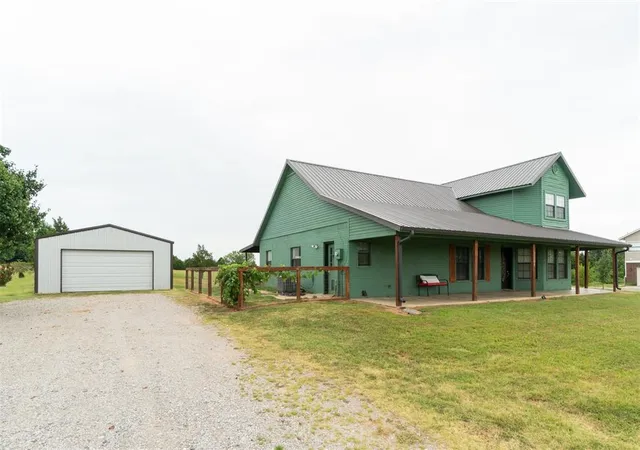 1st image of 30260 Stephens Dr, Mcloud, OK 74851 | MLS# 1182903