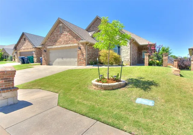 Photo 3 of Single family home for sale at 11917 Dornick Cir, Oklahoma City, OK 73162 | MLS# 1183062 | Listing updated on 2026-09-18